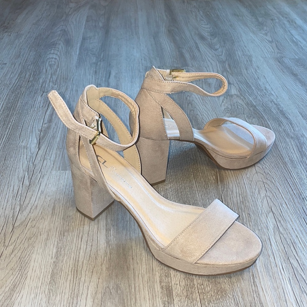Brand new chunky heel shoes